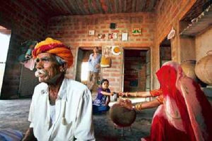 news & Photos rajasthan भरतपुर में हुई बेटे की हत्या के गुनहगारों को पकड़वाने के लिए पिता ने गृह मंत्री से लगाई गुहार