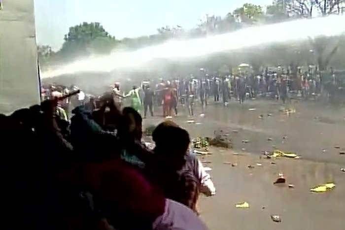 पंजाब यूनिविर्सिटी में फीस बढ़ोतरी का विरोध किया तो 66 छात्रों पर देशद्रोह का केस