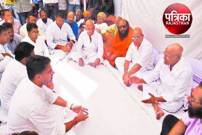 उदयपुर: सचिन पायलट मीडिया से हुए मुखातिब, कहा- धौलपुर चुनाव में भाजपा ने किया सत्ता का दुरुपयोग