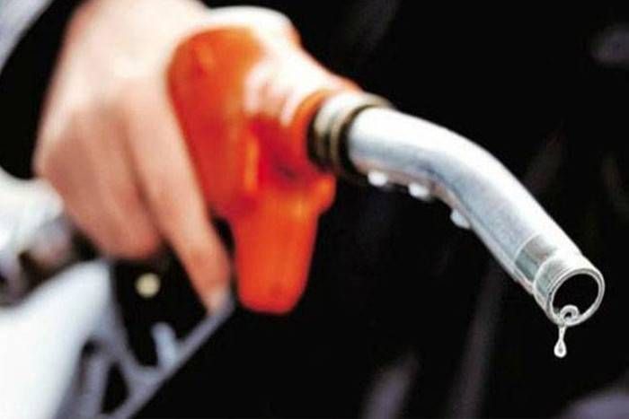 petrol price hike बड़ी खबरः पेट्रोल 1.39 पैसे और डीजल 1.04 रुपए महंगा, नई कीमतें लागू