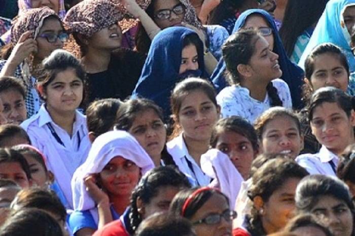 news & Photos rajasthan SMS के मेडिकल छात्र बोले- इंसेंटिव मार्क्स हटाएंं, दूरदराज गांवों में ही सेवारत डॉक्टर्स को 30% ज्यादा दिए जाएं