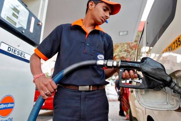 Petrol pump पेट्रोल पंप बंद करने की धमकी पर होगी उचित कार्रवाई : केंद्र सरकार