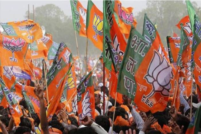 bjp नगरपालिका चुनाव: लातूर में कांग्रेस को लगा बड़ा झटका, आजादी के बाद पहली बार बीजेपी जीती