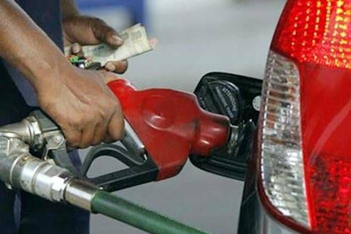 Petrol Diesel अब पेट्रोल पंपों पर नहीं होगी लाइन लगने की टेंशन, घर बैठे मिलेगा पेट्रोल और डीजल!