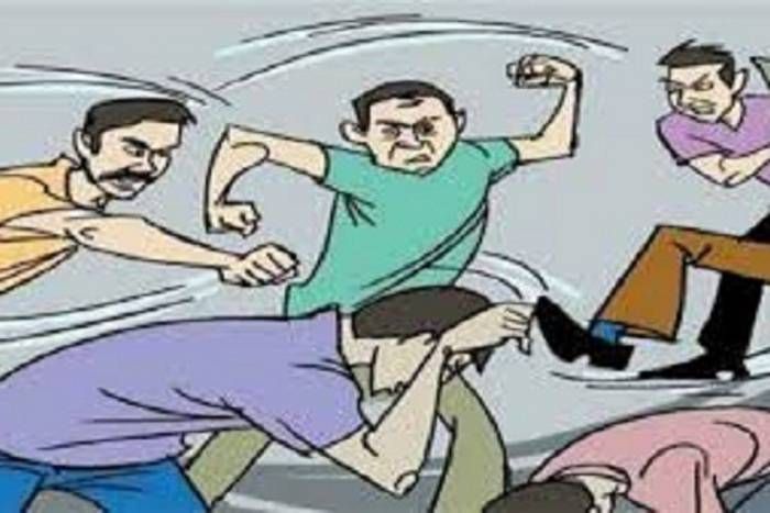 The woman's mobile snatched away the rookie, Court sent Jail महिला का मोबाइल छीनकर भाग रहे बदमाश को पकड़ा