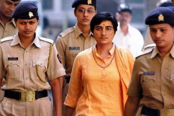 Sadhvi Pragya Singh Thakur मालेगांव बम धमका: साध्वी प्रज्ञा ठाकुर को मिली जमानत, बॉम्बे हाईकोर्ट ने पुरोहित को नहीं दी राहत