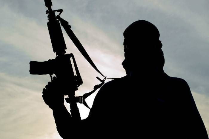 hizbul terrorist हिजबुल की हुर्रियत नेताओं को चेतावनी, 'सिर काटकर लाल चौक पर टांग देंगे'