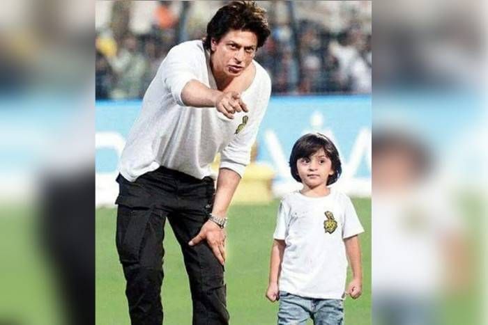 Shah Rukh Khan जब ईडन के मैदान पर शाहरुख ने बेटे अबराम के साथ लगाई दौड़, देखिए वीडियो