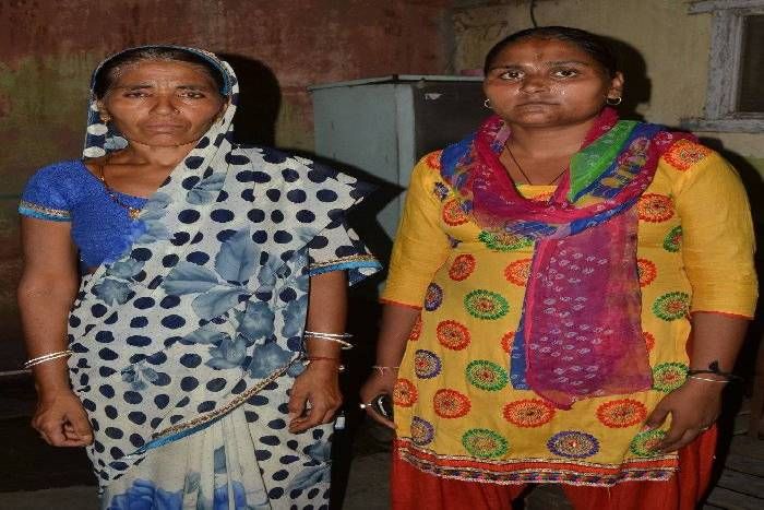 kota MLA supporters beaten women विधायक समर्थकों ने महिलाओं को पीटा, वीडियो हुआ वायरल