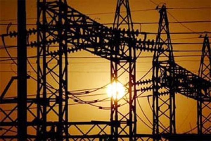 jaipur discom गर्मी में बिजली कटौती जनता पर पड़ रही भारी, 4-10 घंटे तक नहीं आ रही अनेक क्षेत्रों में