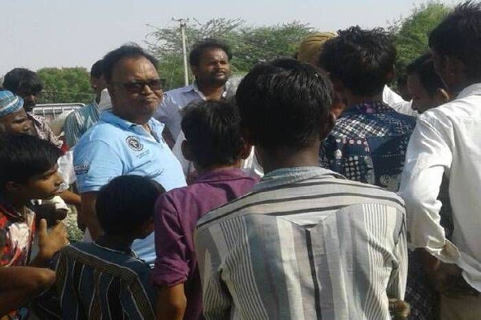 स्पीड ब्रेकर हटाने गए अधिकारी, विरोध पर बेरंग लौटे