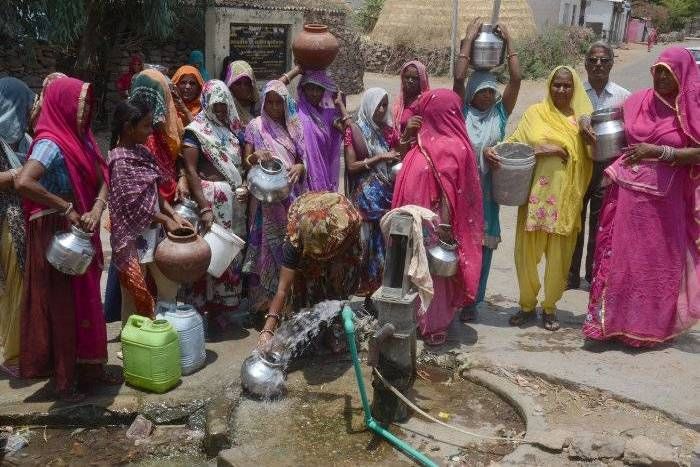 patrika campaign bizali ke zhatke #बिजली_के_झटके: रात को गुल हुई बिजली दोपहर में आई