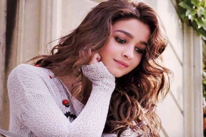 'बाहुबली 2' देखने के बाद प्रभास की मुरीद हुर्इं आलिया, साथ करना चाहती हैं काम