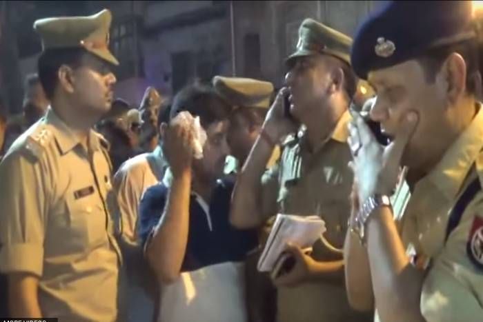 'योगी राज' आया लेकिन नहीं गया 'गुंडा राज', बेख़ौफ़ बदमाशों ने सरे राह कर डाली दो व्यापारियों की हत्या