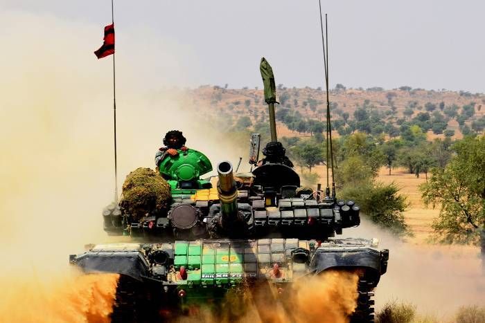 EXERCISE THAR SHAKTI भारतीय सेना ने 20 हजार सैनिकों संग रेगिस्तान में दिखाई थार-शक्ति, प्रयोग किया एडवांस्ड सर्विलांस सेंसर