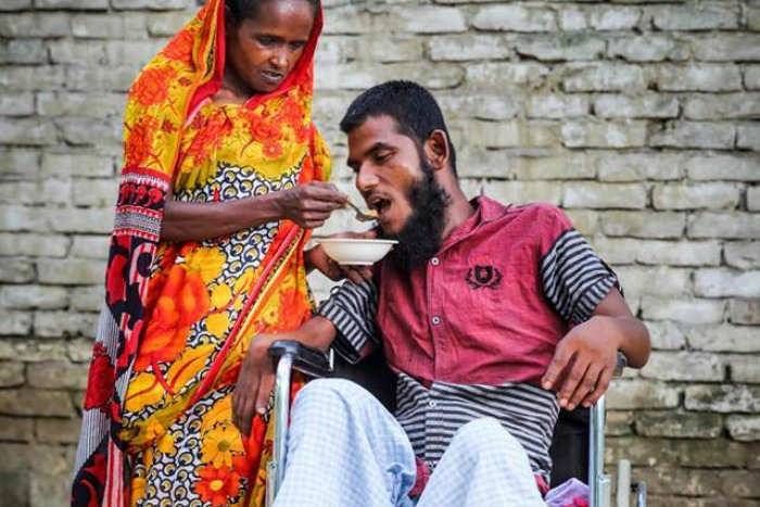 सेक्स वर्कर को दिव्यांग भिखारी से हुआ प्यार, दिल को छू लेगी ये लव स्टोरी