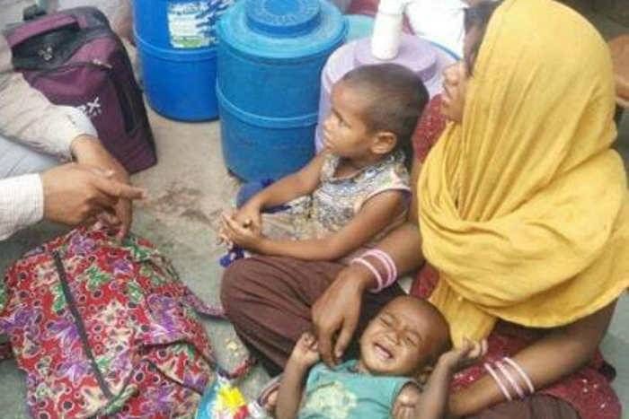 पति के अंतिम संस्कार के लिए बेटे को 2 हजार में रखा गिरवी, बच्चों को नाली का पानी पिलाने के लिए हुर्इ मजबूर