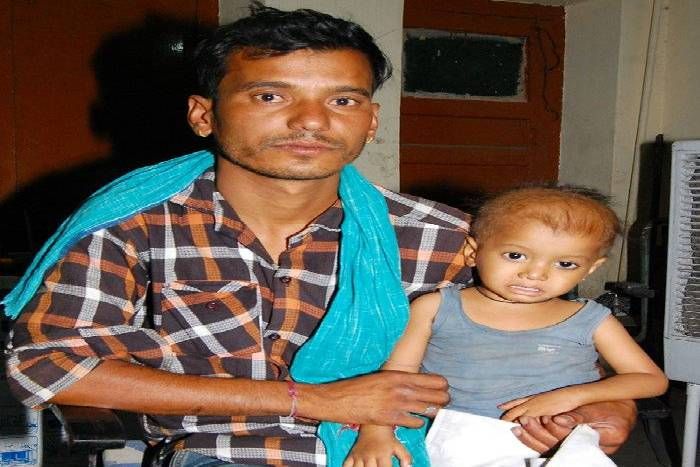 Balotra दो राह पर जिदंगी, घर का चिराग बचाए या पाले परिवार