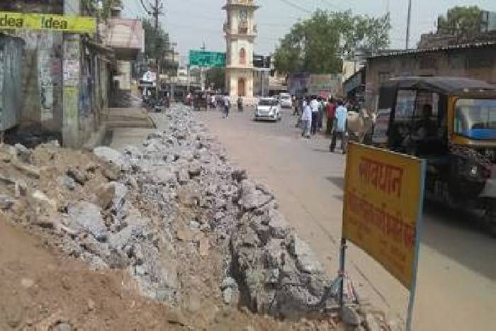 ओएफसी कटी, टेलीफोन व इन्टरनेट सेवा ठप