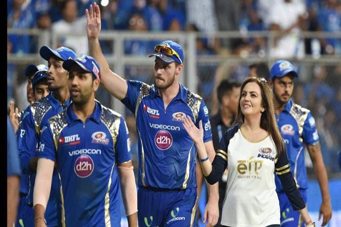 Mitchel mcclenaghan क्रिकेटर को बार गर्ल से हुआ प्यार, इस तरह से मांगे फोन नंबर, पढ़ें उनकी पूरी लव स्टोरी
