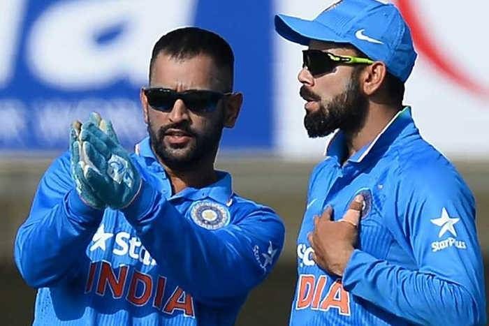 कप्तान कोहली ने किया धोनी का सम्मान आैर भुवनेश्वर को थमा दी गेंद, फिर हुआ ये कमाल