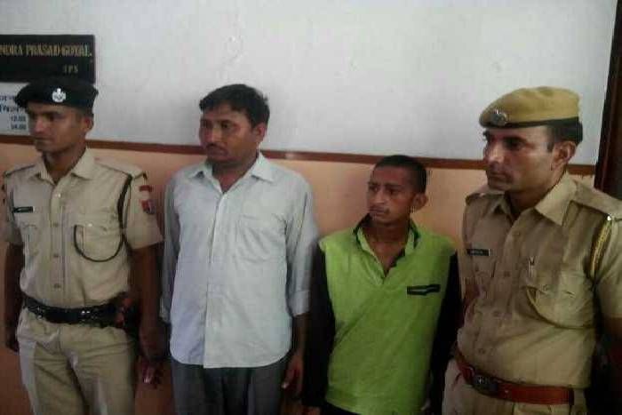 इनकी होशियारी देखिए, जनाब पेट पर बांध कर ले जा रहे थे अफीम, बीच रास्ते पुलिस ने दबोचा, 3 गिरफ्तार