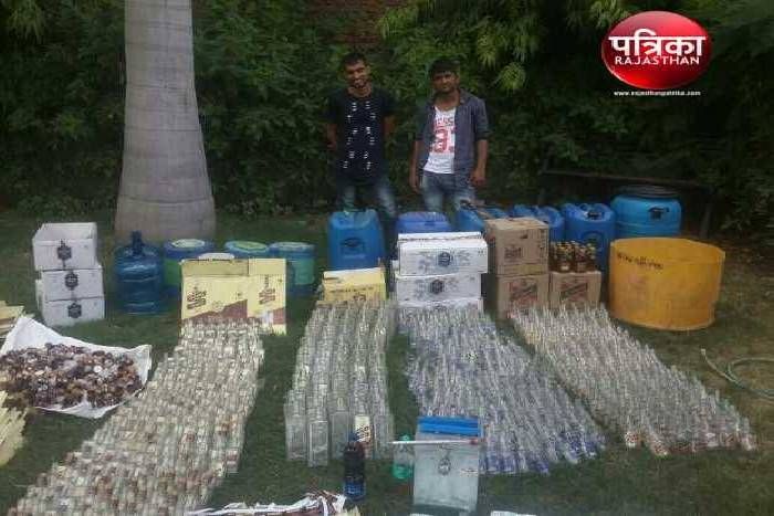 fake liquor किराये के मकान में हो रहा था ये अवैध धंधा, पुलिस ने किया भंडाफोड़, दो गिरफ्तार