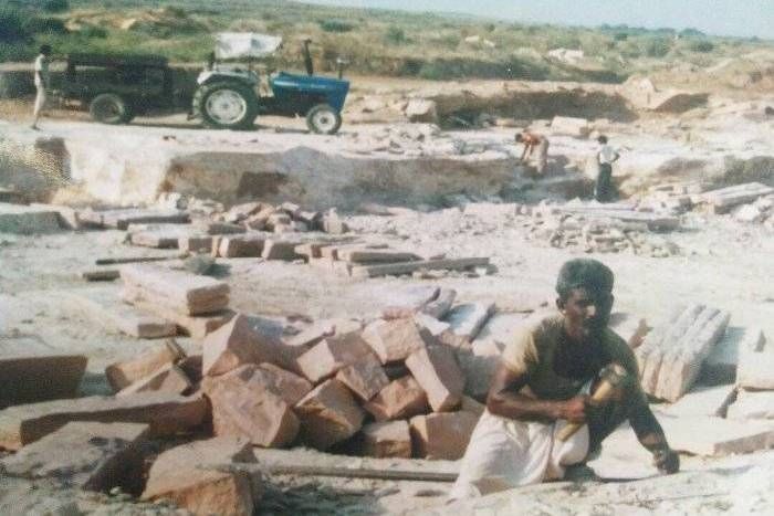 Son of stone breaker becomes iitian कोटाः पत्थर तोड़ने वाले का बेटा बनेगा आईआईटियन