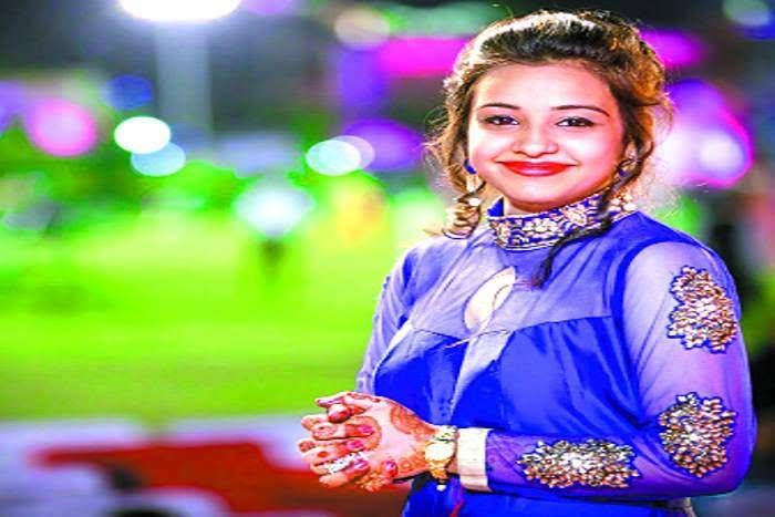 simran जयपुर में छाई 'जरा-जरा की सिमरन, यूट्यूब पर मिले 10 हज़ार व्यूज