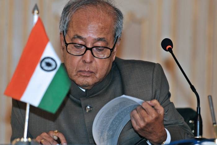 pranab mukherjee जाते- जाते राष्ट्रपति प्रणव मुखर्जी ने खारिज की दो और दया याचिकाएं, जानें पूरा मामला..