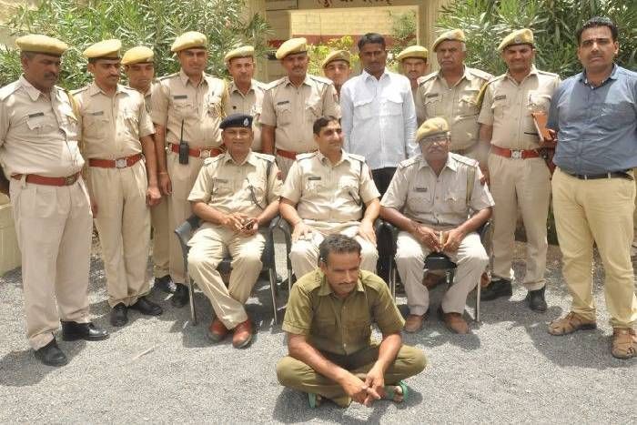 barmer नींद में सो रही वृद्धा की तलवार के वार से हत्या