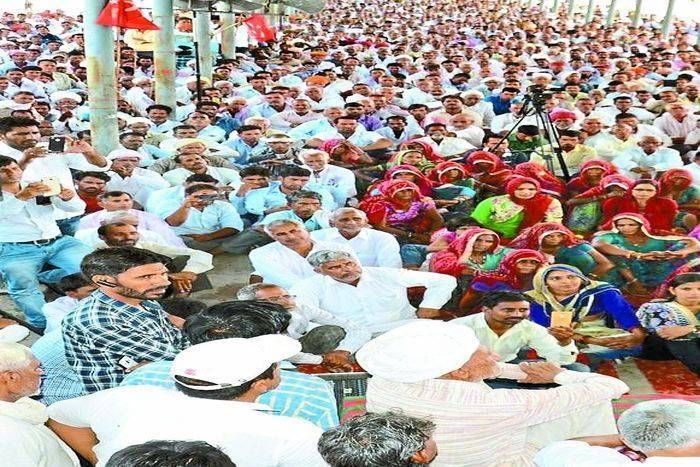 बीमित किसान छह लाख, क्लेम मिला महज साढ़े छह हजार किसानों को, खबर में जाने पूरा मामला