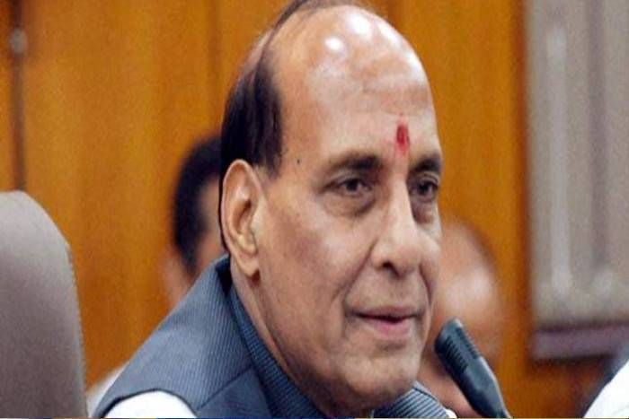 Rajnath Singh गृहमंत्री राजनाथ सिंह के पैर की हड्डी टूटी, एम्स में चढ़ा प्लास्टर