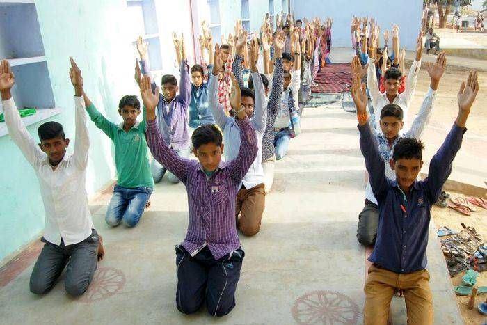 Explaining the benefits of Yoga-Pranayama योग-प्राणायाम के लाभ बताए