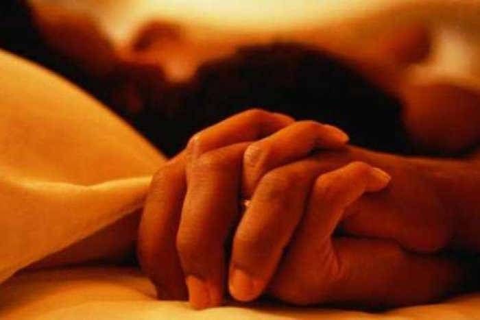जीजा के साथ अवैध संबंधों में रोड़ा बन रहा था पति, पत्नी ने उजाड़ लिया अपना ही सुहाग