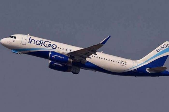 IndiGo flight फ्लाइट में महिला के सामने युवक ने की अश्लील हरकत, पुलिस ने किया गिरफ्तार