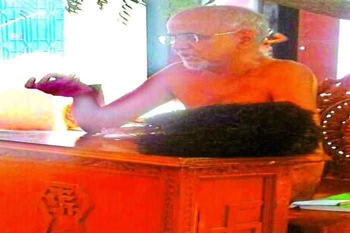 राष्ट्र संत तरुण सागर की अजीब घोषणा ने सभी को चौंकाया, बोले- 'शमशान घाट पर मनाऊंगा 50वां जन्मदिन'