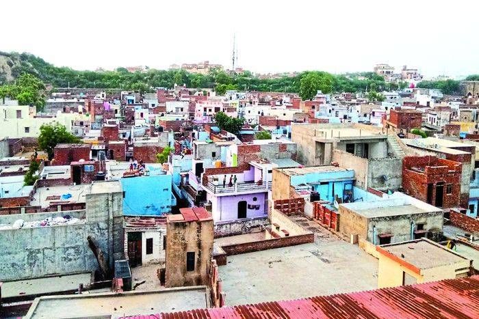 मास्टर प्लान, बड़ों ने रोकी पड़ौस की हवा, पानी और रोशनी
