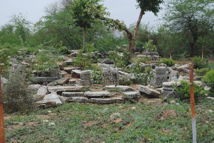 पुरा महत्व के स्ट्रक्चरों की सुरक्षा भगवान भरोसे पुरा महत्व के स्ट्रक्चरों की सुरक्षा भगवान भरोसे