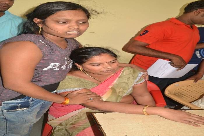 Doctor beaten women कोटा में डॉक्टर ने दिखाई दबंगई, घर में घुसकर महिलाओं को पीटा