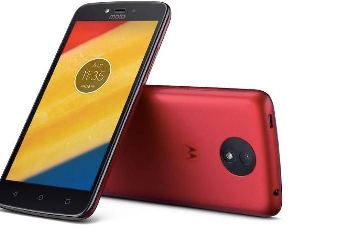 moto c मोटोरोला ने भारत में उतारा मोटो सी स्मार्टफोन, जानें इनकी कीमत और खूबियां