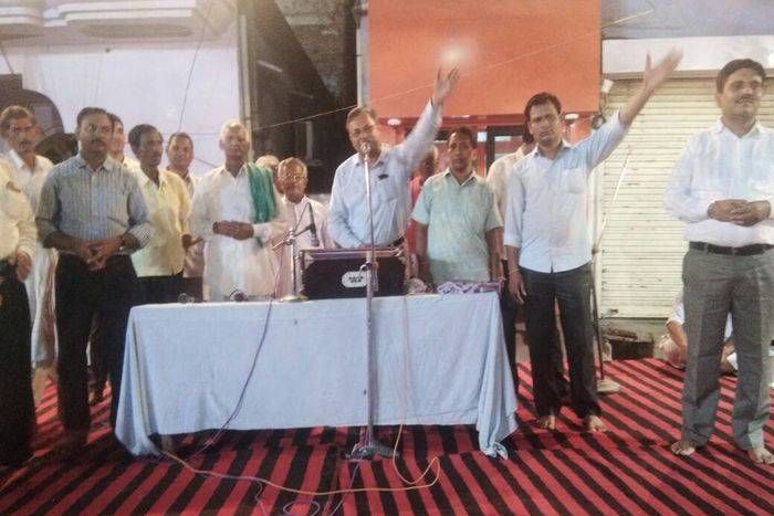 Classical music riots शास्त्रीय संगीत दंगल: जाग-जाग मेरी गंगे मैया दर्शन को दुनिया आई....