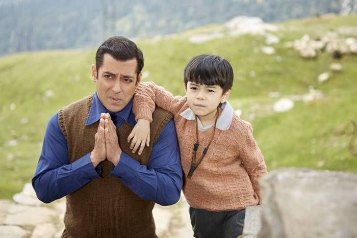 Tubelight रिव्यू: अपने फैंस को ईदी देने के लिए जली सलमान की 'ट्यबूलाइट', इमोशन के भरपूर तड़के के साथ पैसा वसूल फिल्म
