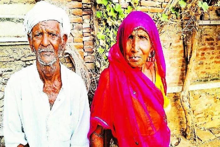ये क्या, हर साल बारिश में घर छोडऩा पड़ता है इस दंपती को.. जानिए, आखिर क्या है वजह..