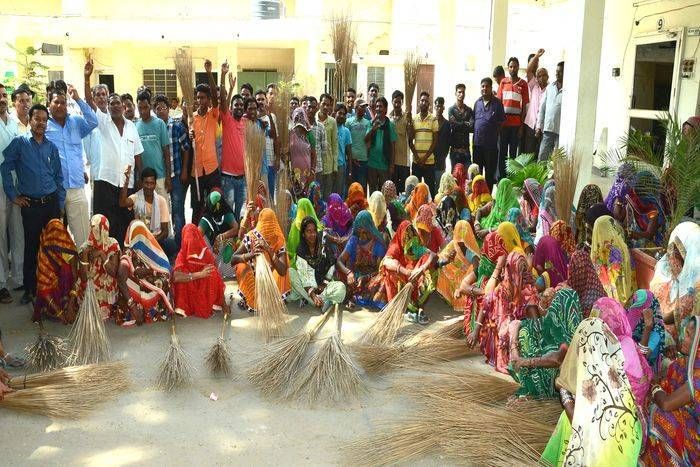 आज भी सफाई कर्मचारी रहेंगे हड़ताल पर, शहर में जगह-जगह लगे कचरे के ढेर...