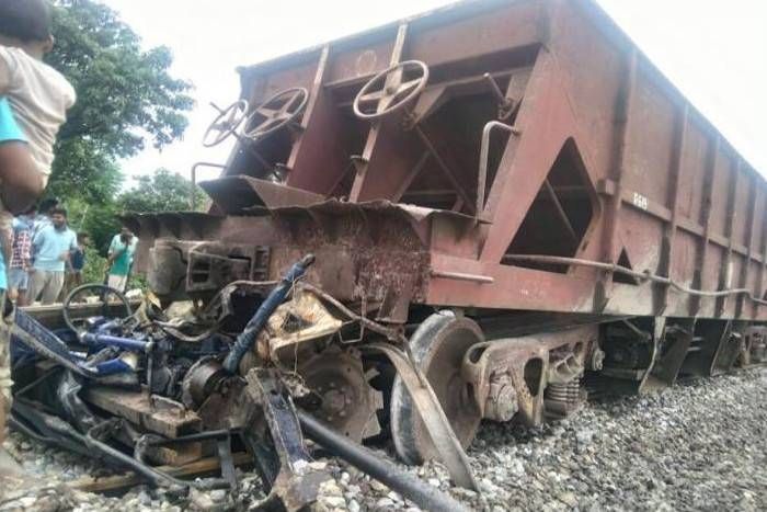उत्तराखंड में हुई चौंकानी वाली घटना, बिना इंजन के 30 किमी तक दौड़े ट्रेन के आठ डिब्बे, रेलवे की बड़ी चूक आई सामने
