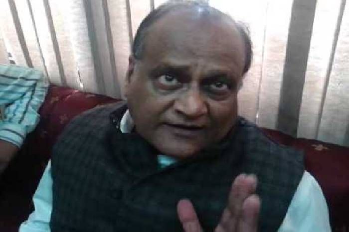saraf स्वास्थ्य मंत्री सर्राफ बोले- 75 लाख की लागत से बन रहे डिस्पेन्सरी से लोगों को सीधे मिल जाएगा लाभ
