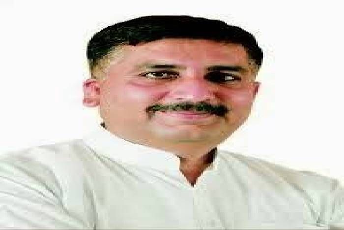 Press Conference जीएसटी से अमीरों को फायदा, गरीब ठगे गए