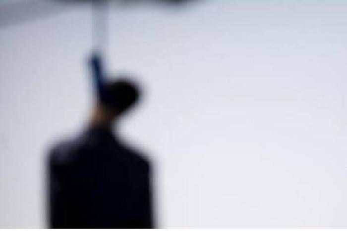 suicide फंदे पर लटका मिला ग्यारहवीं कक्षा का छात्र
