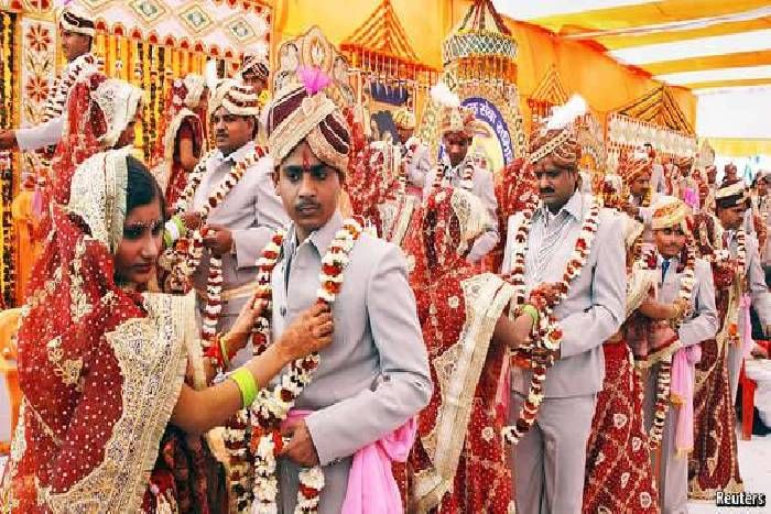 group marriages registration compulsory कलक्टर ने सामूहिक विवाह पर दिया ये बड़ा आदेश, अब करना पड़ेगा इसे follow